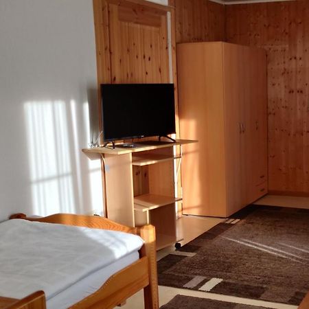 Pension Burger B&B Weibersbrunn Exteriör bild