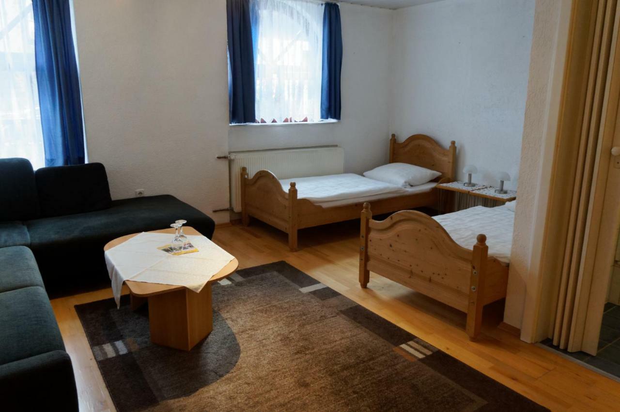 Pension Burger B&B Weibersbrunn Exteriör bild